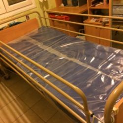 Νοσοκομειακό κρεβάτι ηλεκτρικό