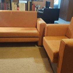 Διθέσιος καναπές και πολυθρόνα
