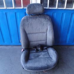 Κάθισμα εμπρός οδηγού και ζώνη citroen xantia 1600cc 1993
