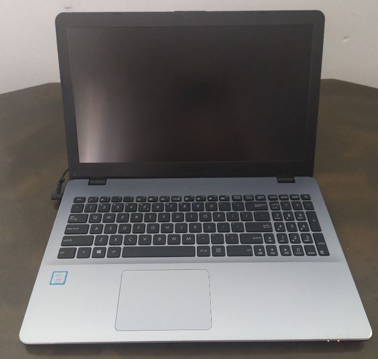 Laptop Asus Vivobook