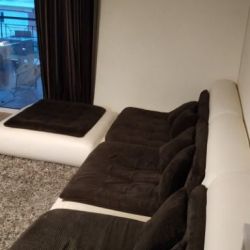 Μοντέρνος καναπές αρχικής αξίας 2.000 ευρώ