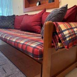 Καναπές/Κρεβάτι και πολυθρόνα με αποθηκευτικό χώρο