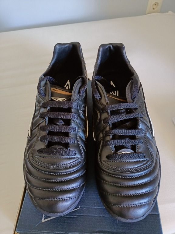 Ανδρικά αθλητικά παπούτσια ποδοσφαίρου Umbro 46