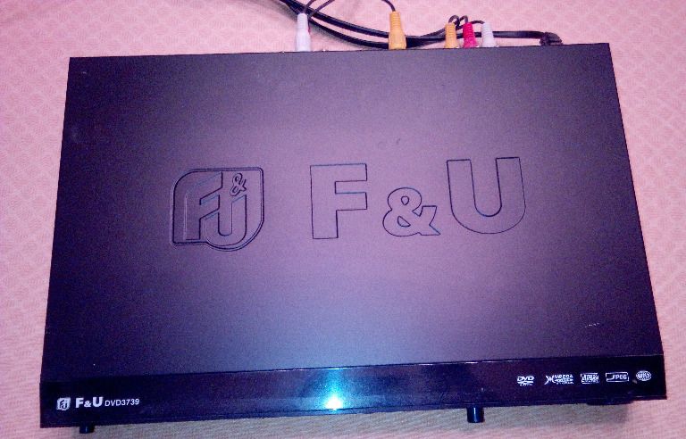 F&U DVD-3739