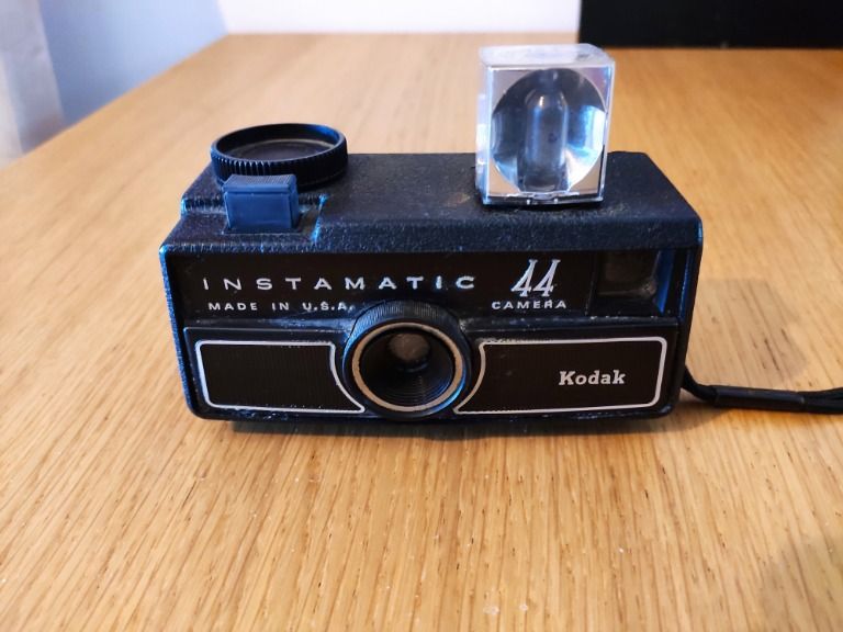 ΣΥΛΛΕΚΤΙΚΗ ΦΩΤΟΓΡΑΦΙΚΗ ΜΗΧΑΝΗ Kodak instamatic 44