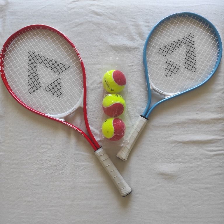 Ρακέτες τέννις και μπαλάκια