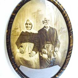 Αντικα Καδρο Οβαλ με καμπυλο γυαλι του 1890
