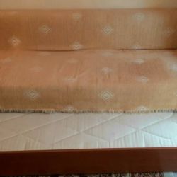 Καναπές κρεβάτι διπλός με μηχανισμό
