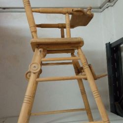 βρεφική καρέκλα με υποπόδιο και γιο γιο,120 ευρώ