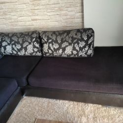 Μεταχειρισμένος μαύρος καναπές γωνία