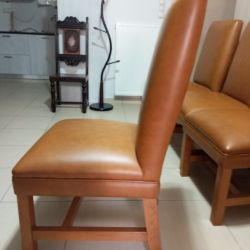 Δερμάτινες καρέκλες
