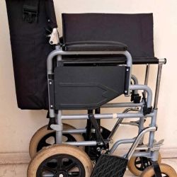 Τροχήλατο αναπηρικό καροτσάκι