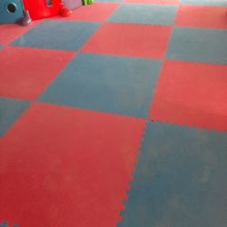 Πάτωμα παζλ για παιδοτοπους-γυμναστηρια