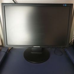 Samsung monitor 20'