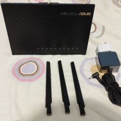 ASUS ( MODEL DSL - AC68U ) Modem Router dual - band wifi ADS