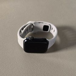 APPLE Watch Series 8 Aluminium 41 mm