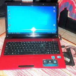 Laptop ASUS i3 15.5 LED