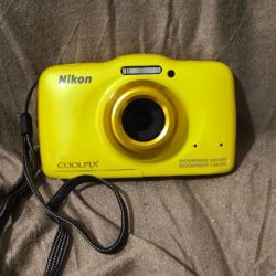 Nikon Coolpix S32