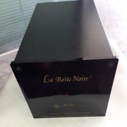 LA BOITE NOIR HOLOGRAM AUDIO LINE CONDITIONER CH-24