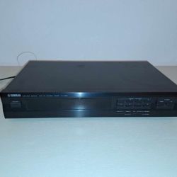 Yamaha TX-396 AM/FM Stereo Tuner