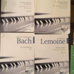 Cherny, Bach, Hanon, Lemoine